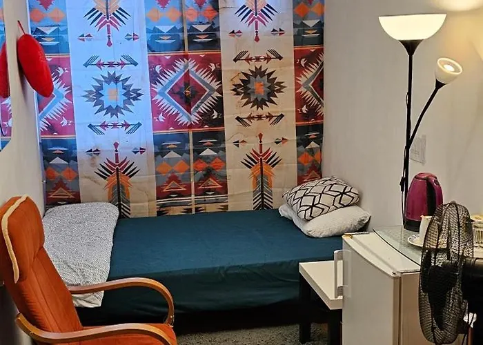 Oddzielny Pokoj We Wspolnym Mieszkaniu