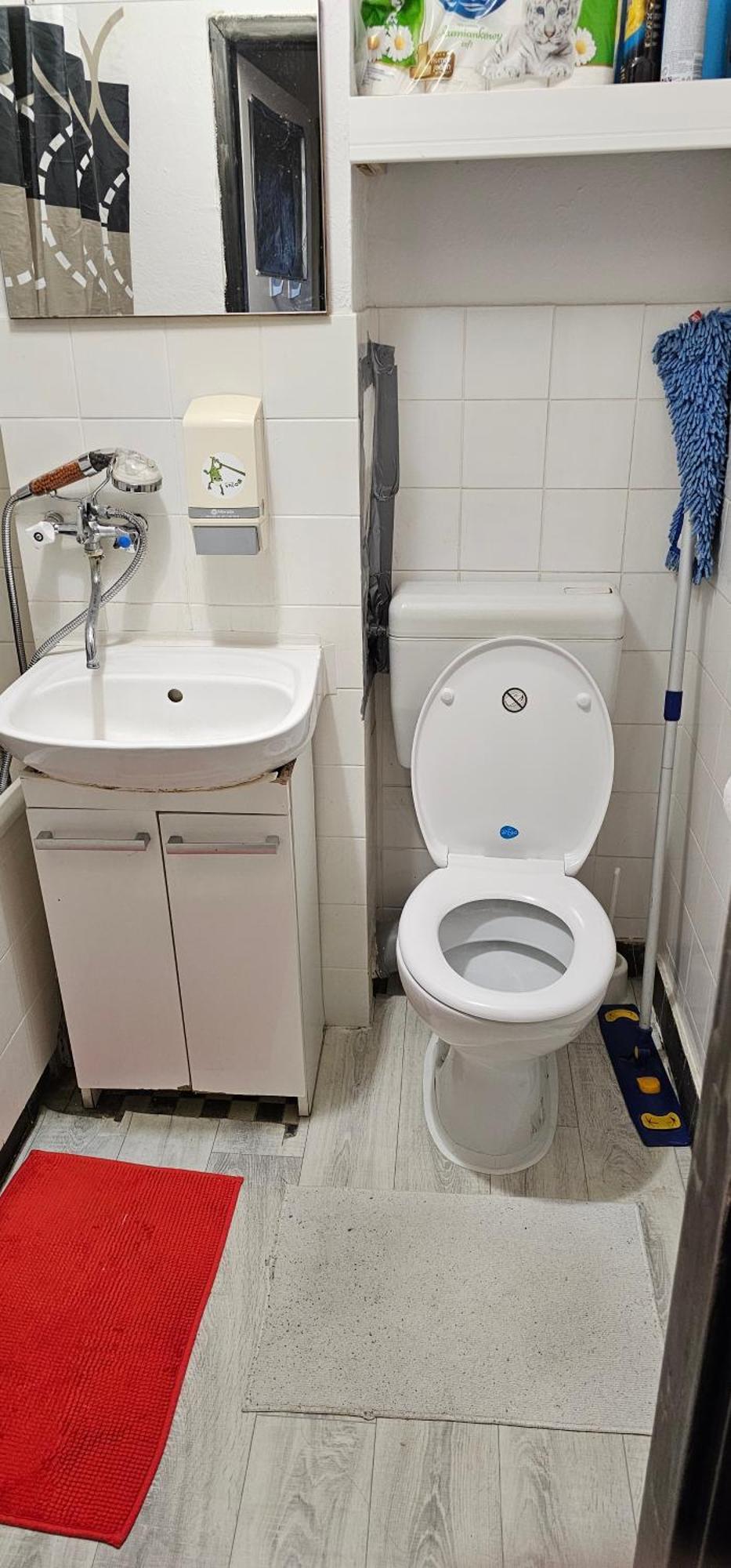 Homestay Oddzielny We Wspolnym Mieszkaniu *